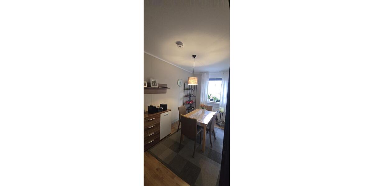 Gepflegte Erdgeschosswohnung mit Balkon in Oelde 3 zimmer