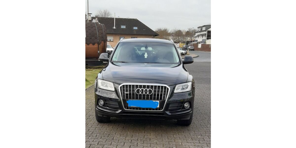 Audi Q5 208.000 km 17.100 &euro; Hamm 59071