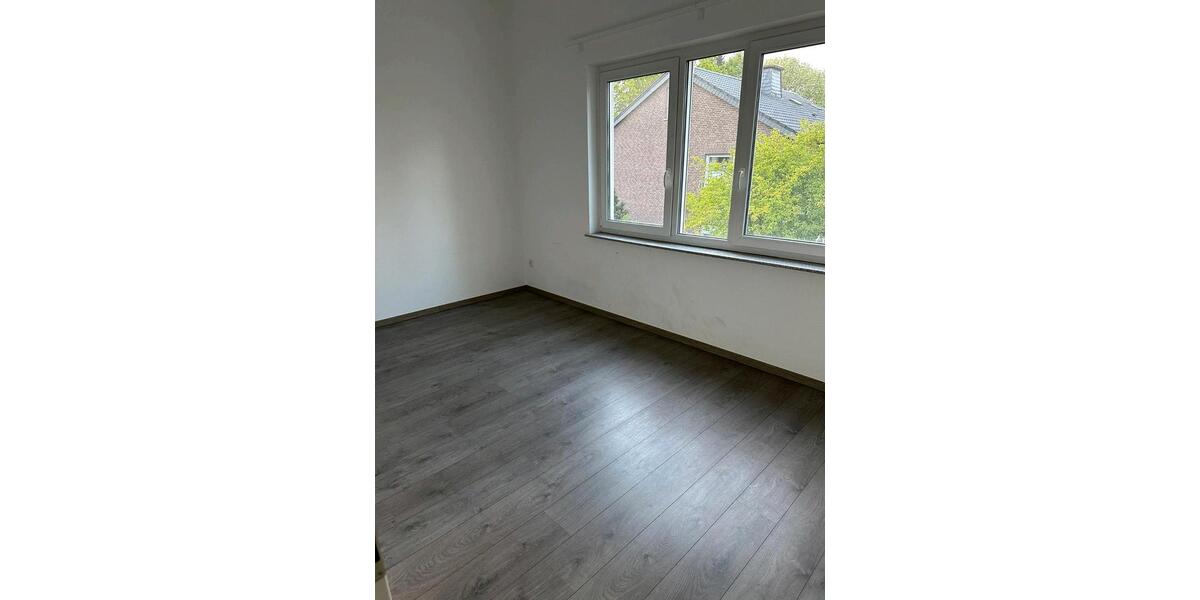 Etagenwohnung Hamm Berge - 3 Zimmer, 105 m&sup2;, 1.350&euro; | Angebot:26296362