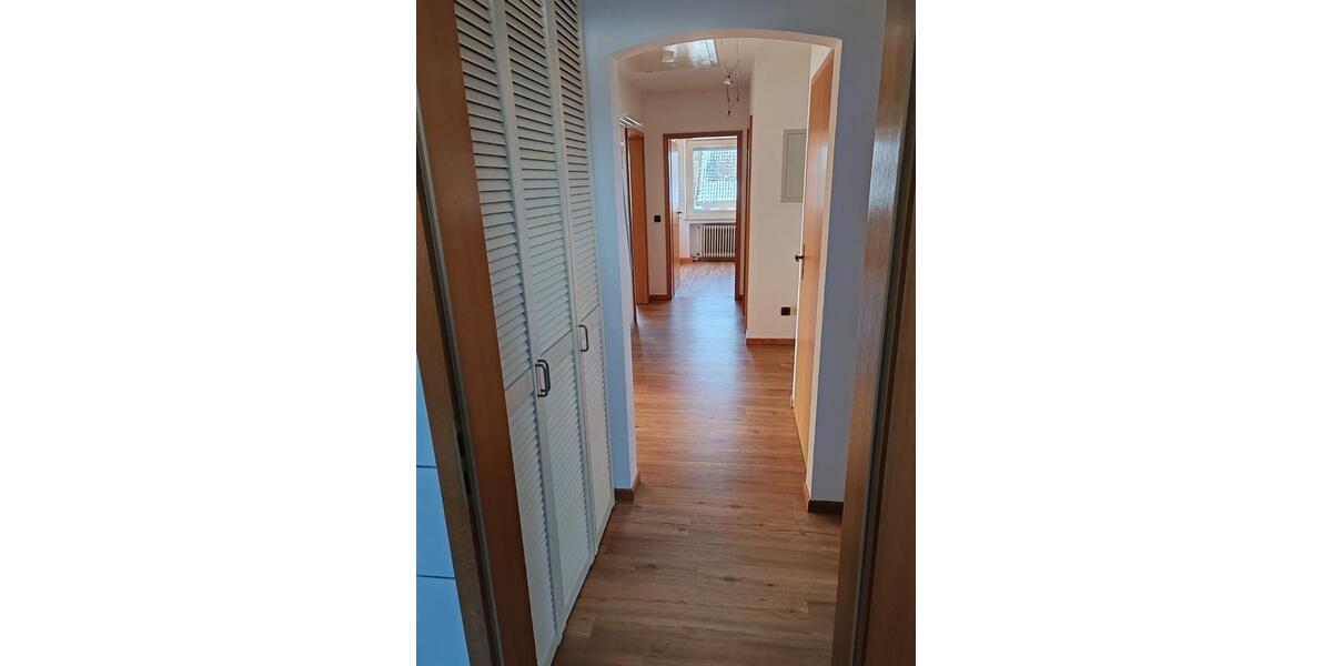 Etagenwohnung Ennigerloh - 3.5 Zimmer, 95 m&sup2;, 830&euro; | Angebot:24715312