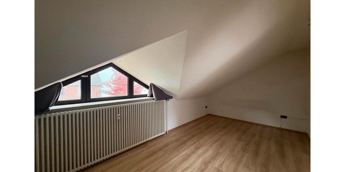 Dachgeschosswohnung in Ense Höingen 2 zimmer