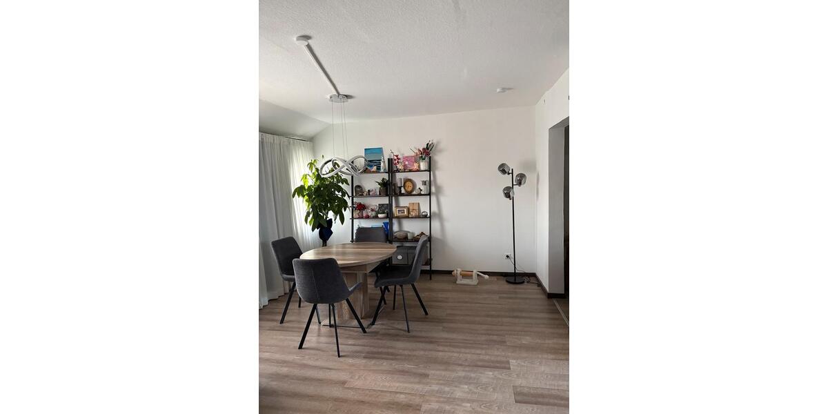Dachgeschoßwohnung Ennigerloh - 3 Zimmer, 70 m&sup2;, 705&euro; | Angebot:24631705