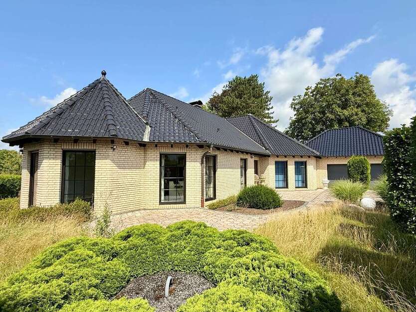 Haus zum Kaufen in Iserlohn 599.000 € 170.14 m²