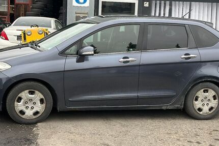 Honda FR-V