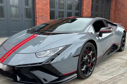 Lamborghini Huracán 2.500 km 299.000 &euro; Hamm 59067