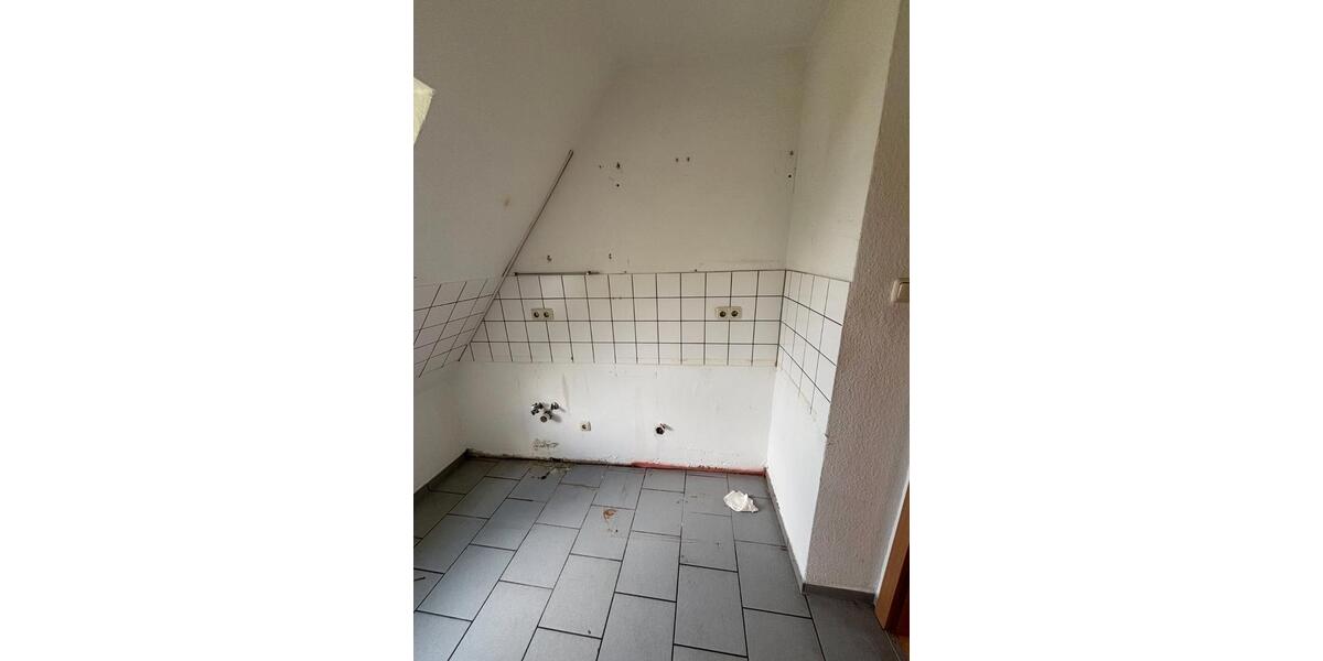 Dachgeschoßwohnung Ennigerloh - 3 Zimmer, 47 m&sup2;, 85.000&euro; | Angebot:26875515
