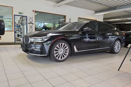 BMW 750 102.451 km 43.600 &euro; Lippetal 59510