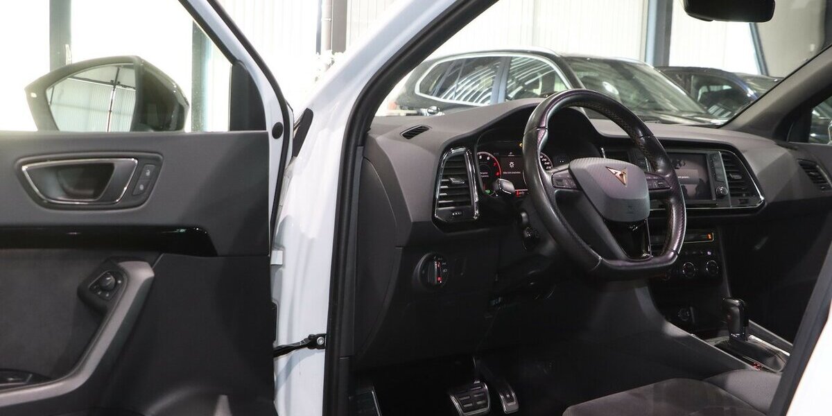 Cupra Ateca 2.0 TSI DSG 4Drive WHITE / PANORAMA / AHK 134.000 km 21.444 € Hamm 59077