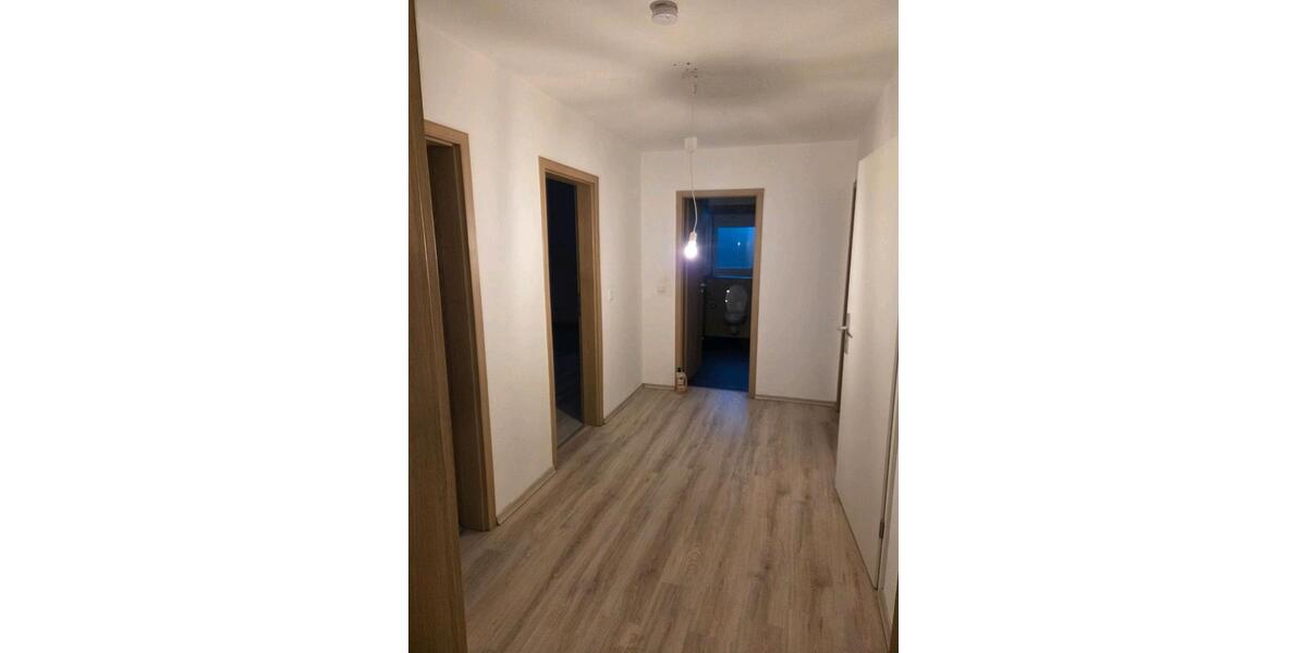 35 Zimmer 60qm Dachgeschoss Wohnung 3 zimmer