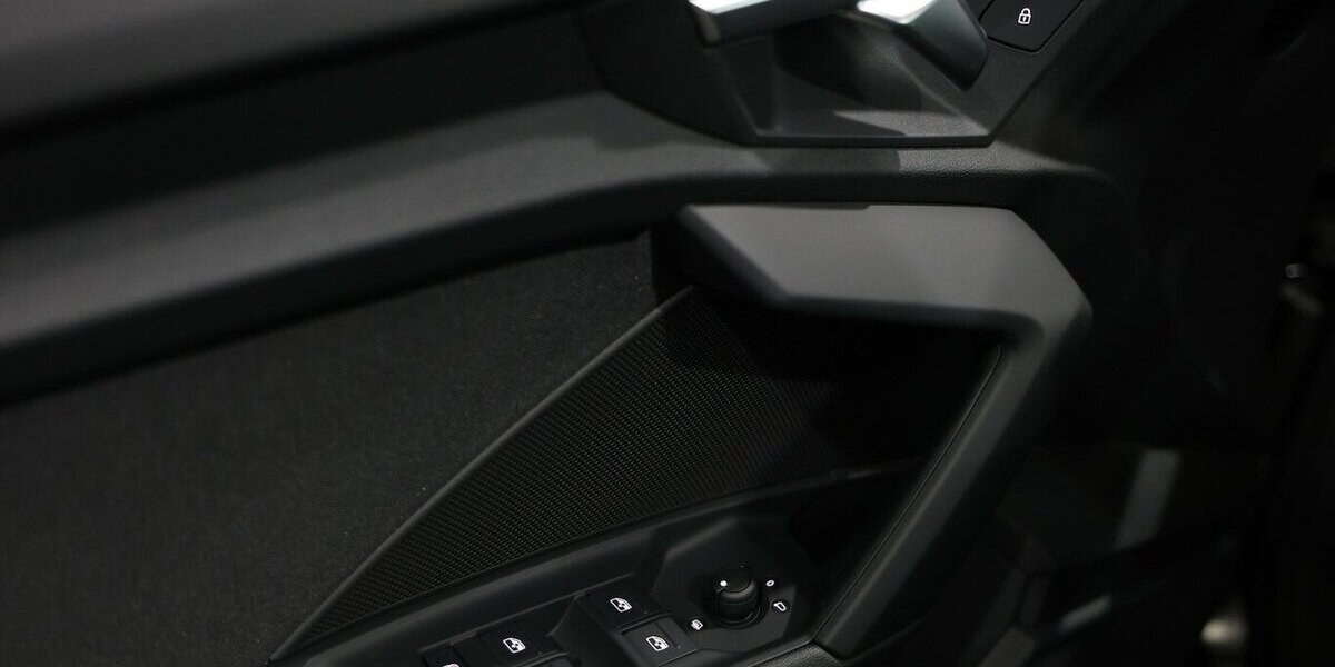 Audi A3 LIMOUSINE 35 TFSI BUSINESS BLACK LED,ACC+LANE 16.000 km 27.333 &euro; Hamm 59077