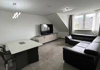 Exklusive kernsanierte möblierte 3-Zimmer-Wohnung