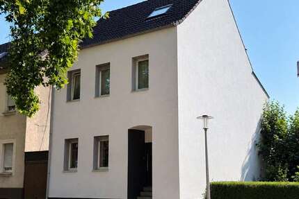 Haus Hamm - 7 Zimmer, 131 m&sup2;, 225.000&euro; | Angebot:27090676