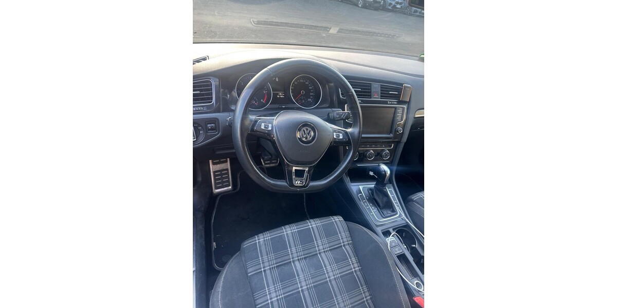 VW Golf 190.000 km 6.950 € Ahlen 59227