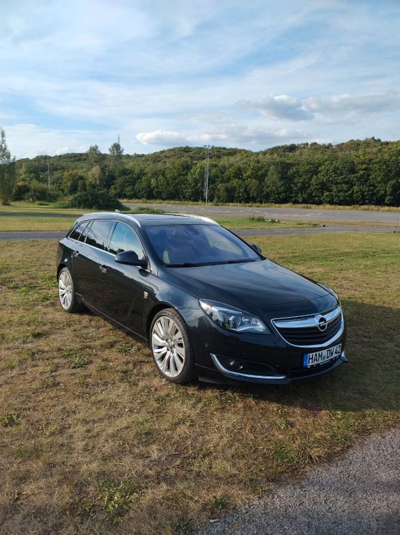 Opel Insignia 112.000 km 11.800 € Hamm 59075