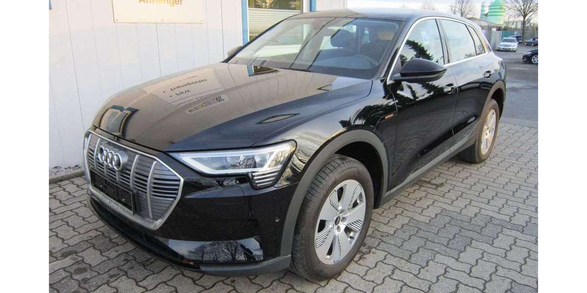 Audi e-tron 29.900 km 26.490 &euro; Beckum 59269