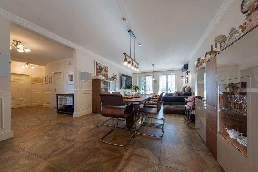 Ein lichtdurchfluteter Bungalow mit Gewerbehalle für die ganze Familie in Top-Wohnlage von Bork zimmer