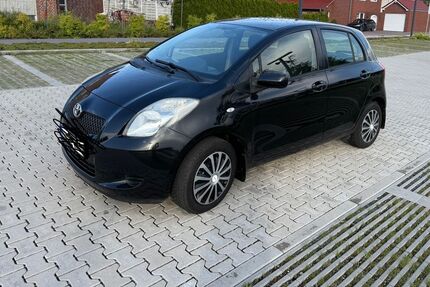 Toyota Yaris 171.780 km 2.750 &euro; Hamm 59065