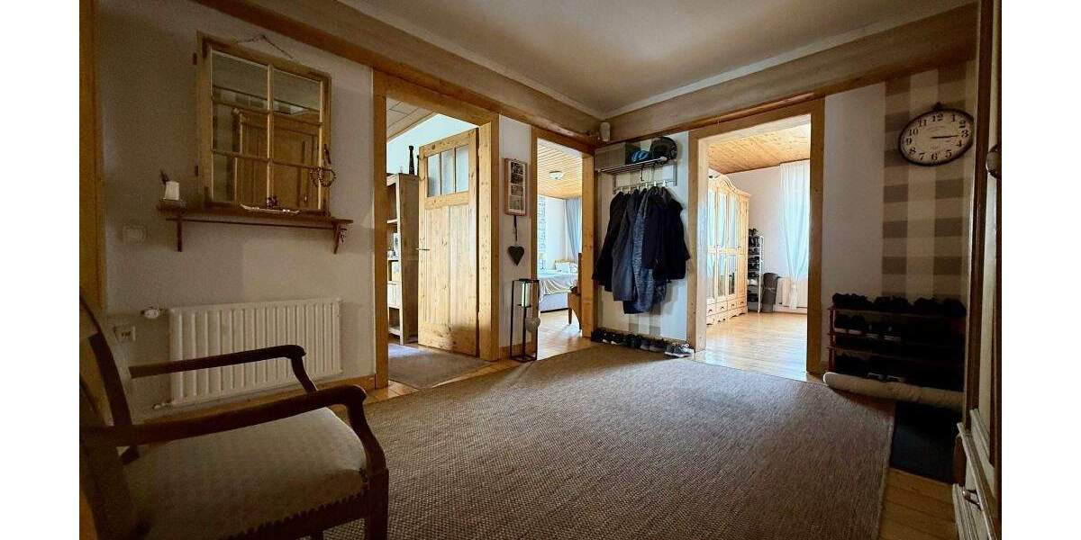 FröndenbergRuhr: Altbau-ETW mit Charme und großen Räumen - Einfach riesig! 3 zimmer