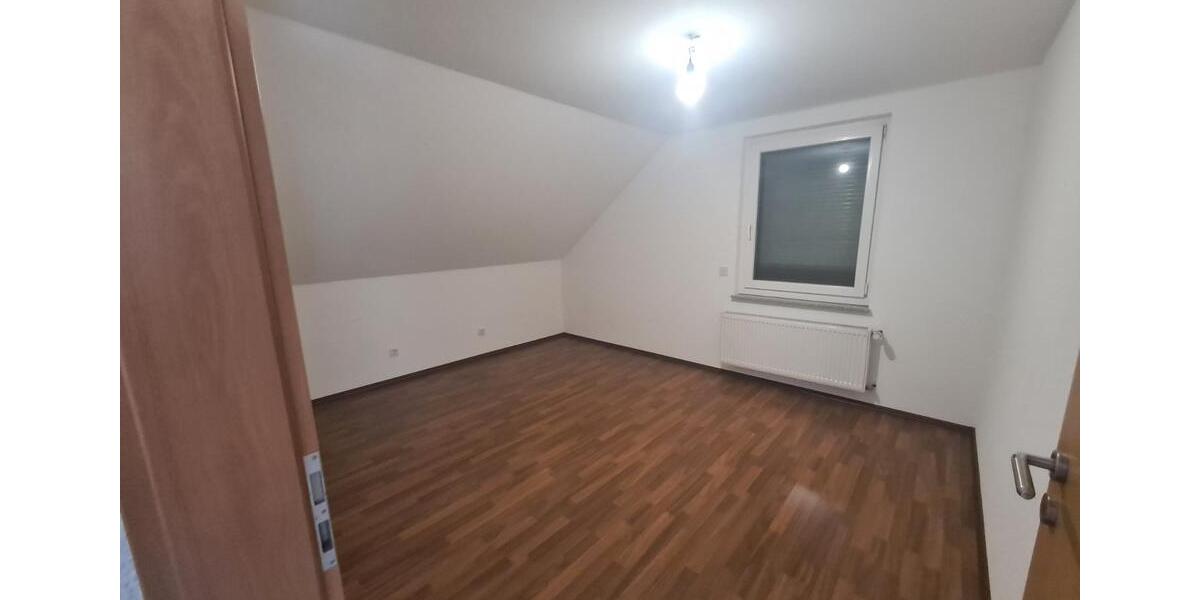 Doppelhaushälfte Arnsberg Rusch - 4 Zimmer, 110 m&sup2;, 990&euro; | Angebot:26229010
