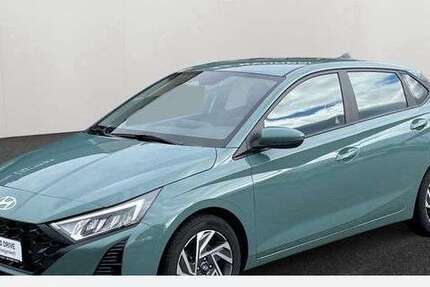 Hyundai i20 24.688 km 17.490 &euro; Lüdinghausen 59348