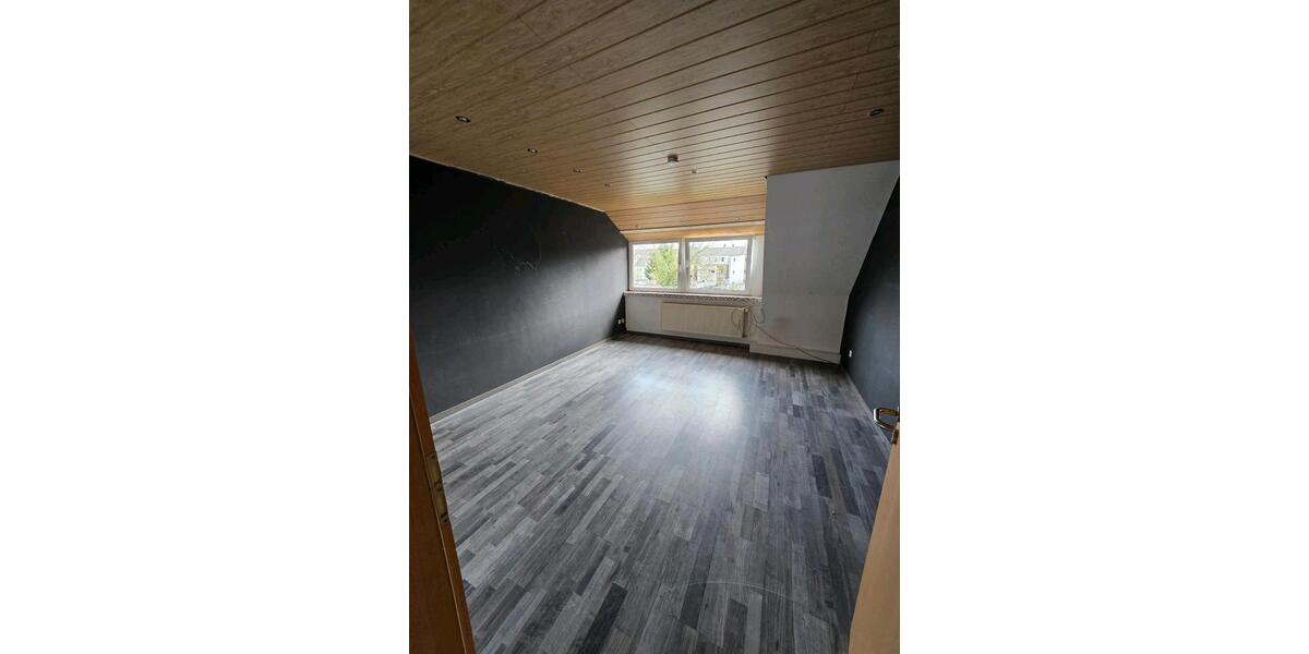 Dachgeschoßwohnung Hamm Daberg - 3.5 Zimmer, 65 m&sup2;, 430&euro; | Angebot:25395146