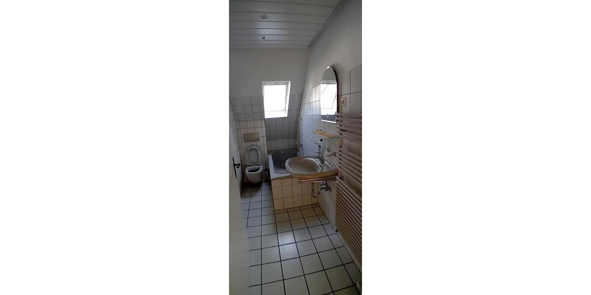 Mehrfamilienhaus, Wohnhaus Menden (Sauerland) Bösperde - 9 Zimmer, 235 m&sup2;, 320.000&euro; | Angebot:26940600