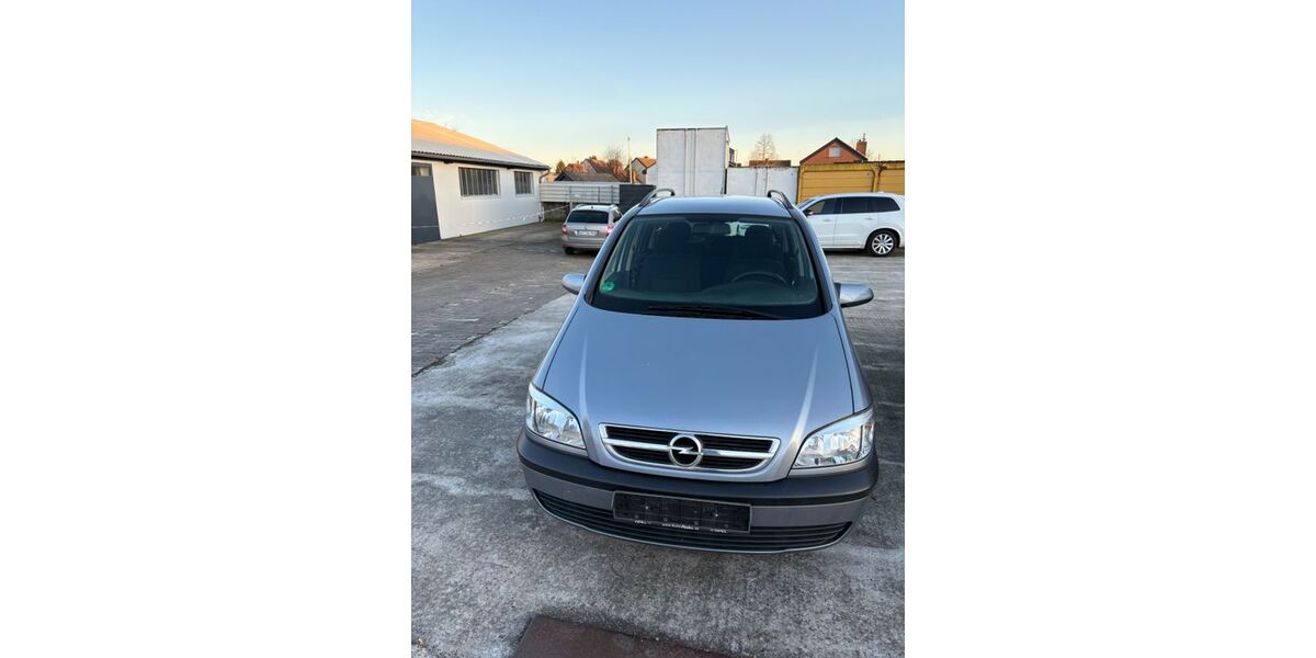 Opel Zafira 181.000 km 2.500 &euro; Ahlen 59229