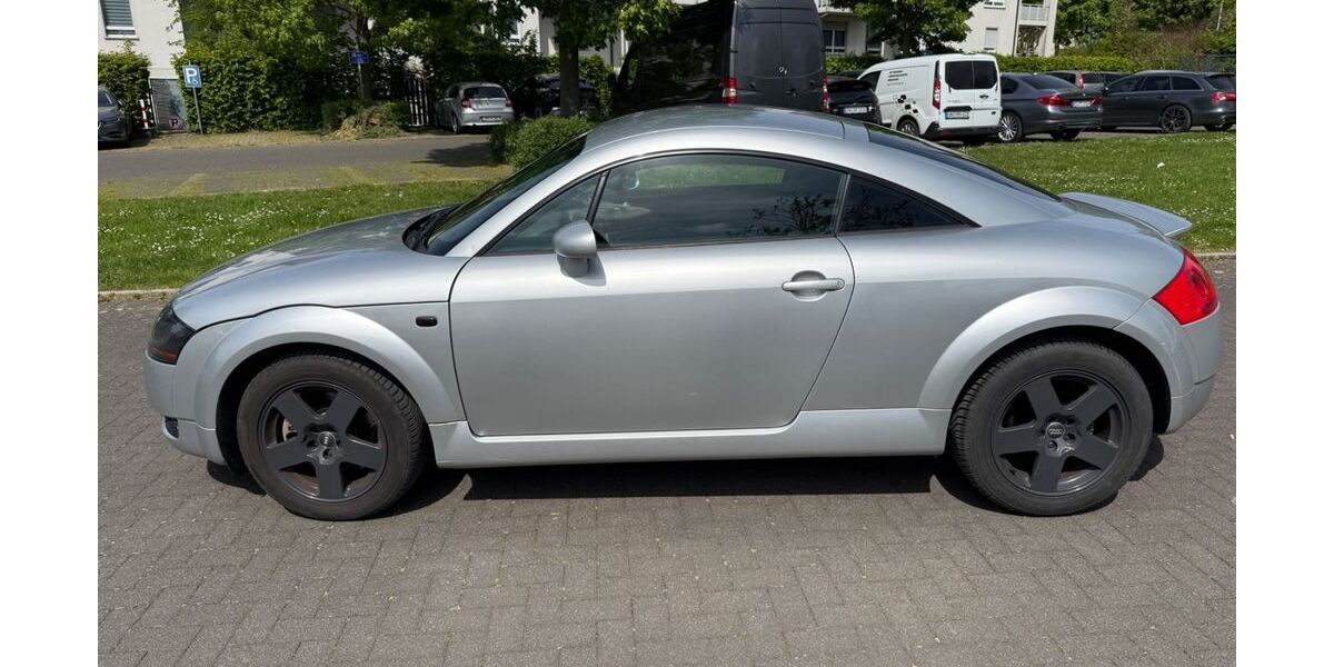 Audi TT 235.570 km 3.200 &euro; Fröndenberg 58730