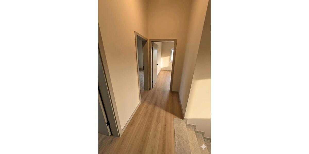 Neubau Mehrgenerationen Haus KfW40 7 zimmer