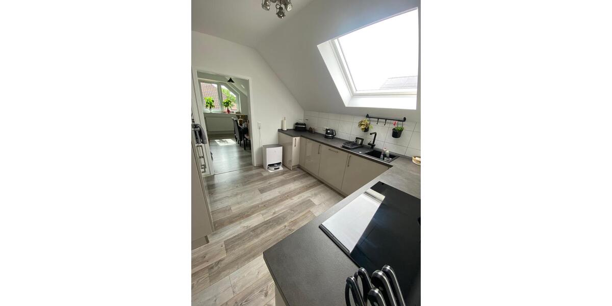 Attraktives Zweifamilienhaus in ruhiger Lage 8 zimmer