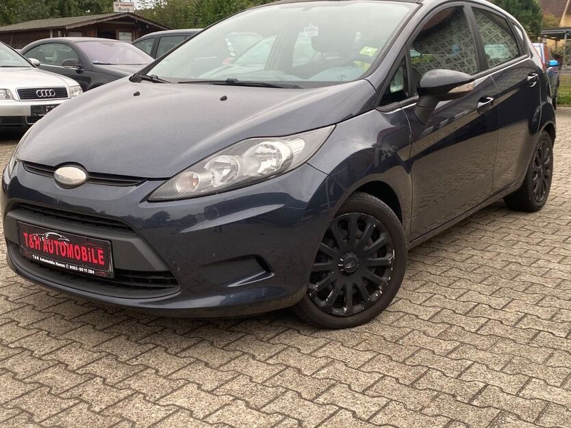 Ford Fiesta 176.000 km 2.850 € Hamm 59077