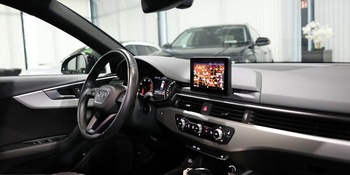 Audi A4 Avant 30 TDI BUSINESS NAVI,XENON,DRIVE-SELECT 188.000 km 13.994 &euro; Hamm 59077