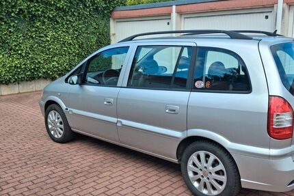Opel Zafira 141.266 km 2.400 &euro; Waltrop 45731