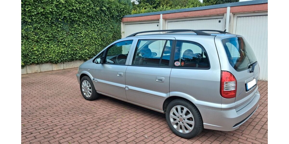 Opel Zafira 141.266 km 2.900 &euro; Waltrop 45731