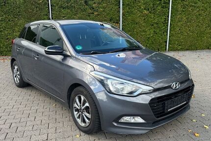 Hyundai i20 130.000 km 7.250 € Senden 48308