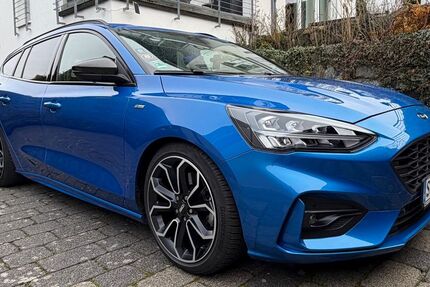 Ford Focus 49.000 km 15.000 &euro; Menden 58708