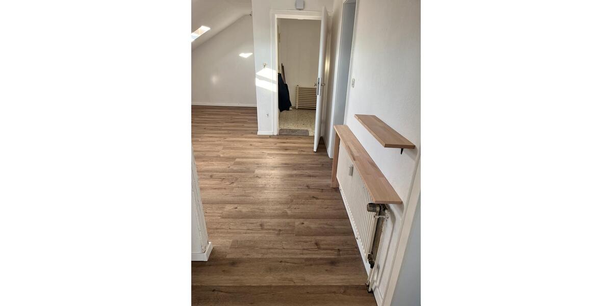 Dachgeschoßwohnung Oelde - 2 Zimmer, 60 m&sup2;, 125.000&euro; | Angebot:24700292