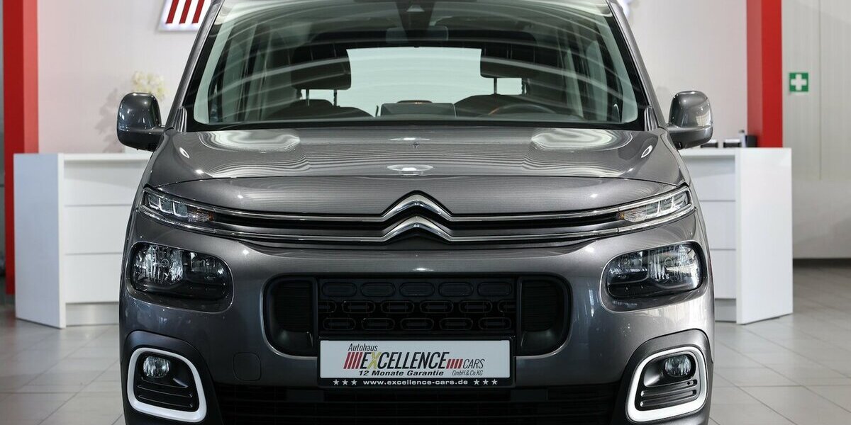 Citroen Berlingo 1.5 BLUE-HDI FEEL XL130 / 7-SITZER / 136.000 km 15.111 &euro; Hamm 59077