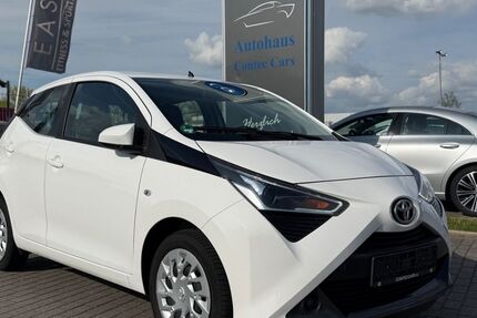 Toyota Aygo (X) 80.690 km 9.999 &euro; Werl 59457