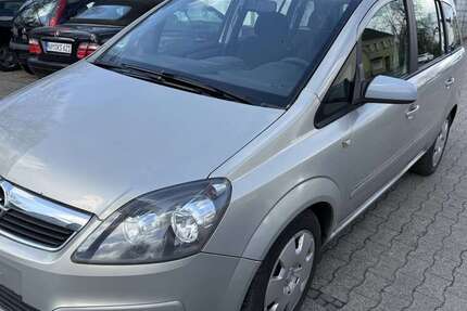 Opel Zafira 212.000 km 1.950 &euro; Hamm 59065