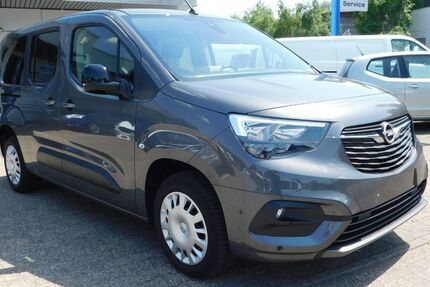 Opel Combo 62.000 km 20.690 &euro; Selm 59379