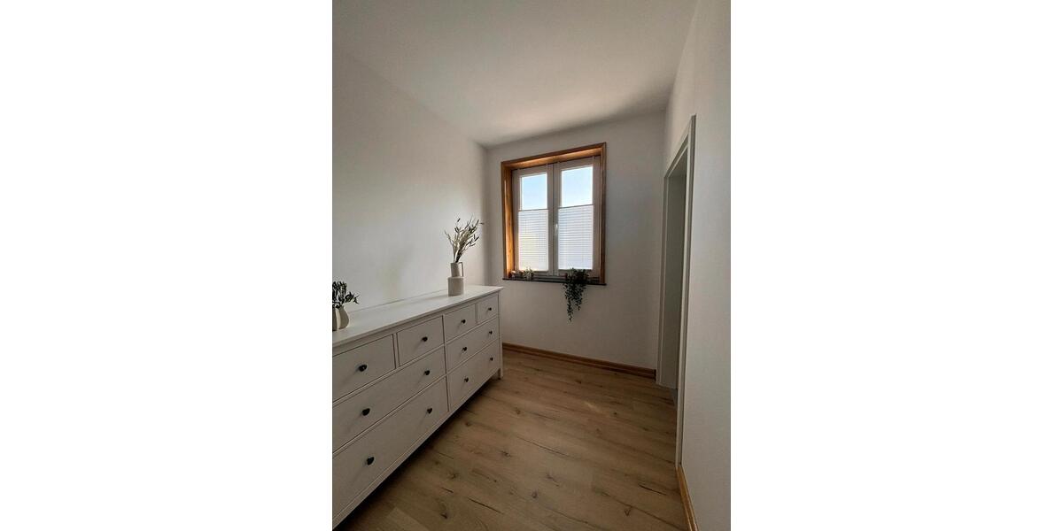 Doppelhaushälfte zu vermieten (BJ 2023) 5 zimmer