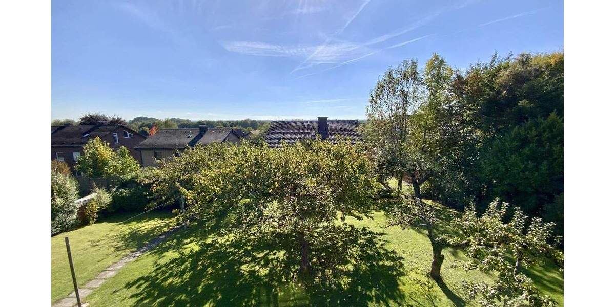 Werne-Nibelungenring: Ein- bis Zweifamilienhaus auf traumhaftem Grundstück in der Nähe des Dornbergs 6 zimmer