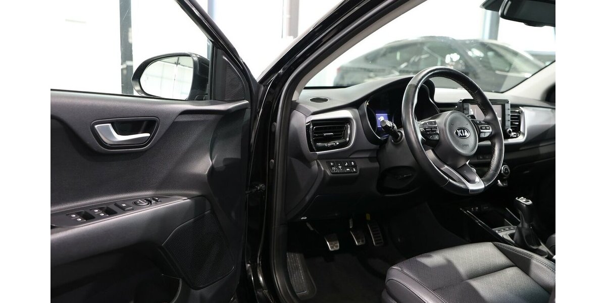 Kia Stonic 1.0 T-GDI PLATIUM-EDITION / SCHIEBEDACH / 62.000 km 14.777 &euro; Hamm 59077