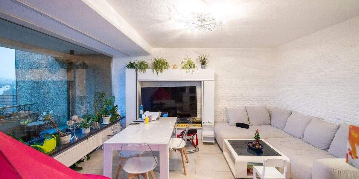 modernisierte 4-Zimmer Terrassenwohnung mit Garage 4 zimmer