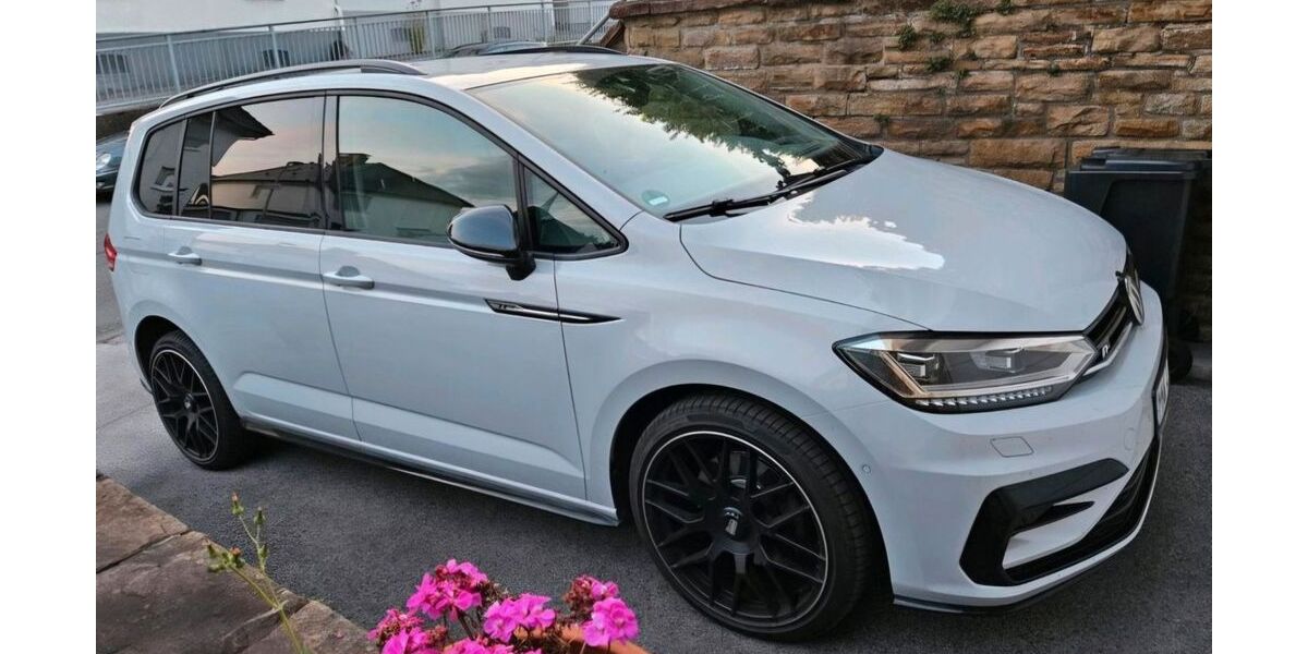 VW Touran 138.100 km 17.999 &euro; Menden 58706