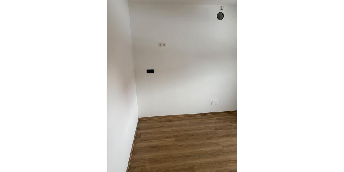 Etagenwohnung Ahlen Dolberg - 3 Zimmer, 90 m&sup2;, 1.000&euro; | Angebot:25281736