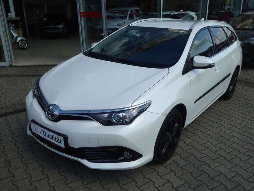 Auris