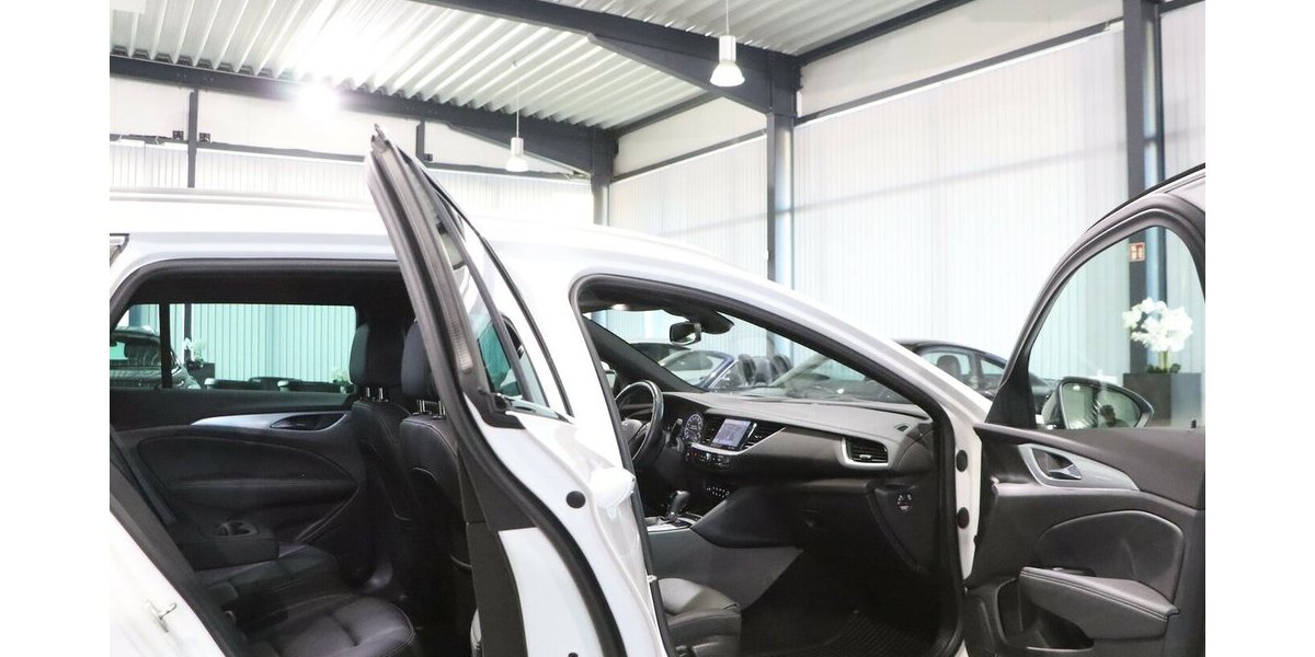 Opel Insignia 2.0 ST 4x4 OPC-LINE GSI WHITE / VC+HUD 140.000 km 18.888 &euro; Hamm 59077