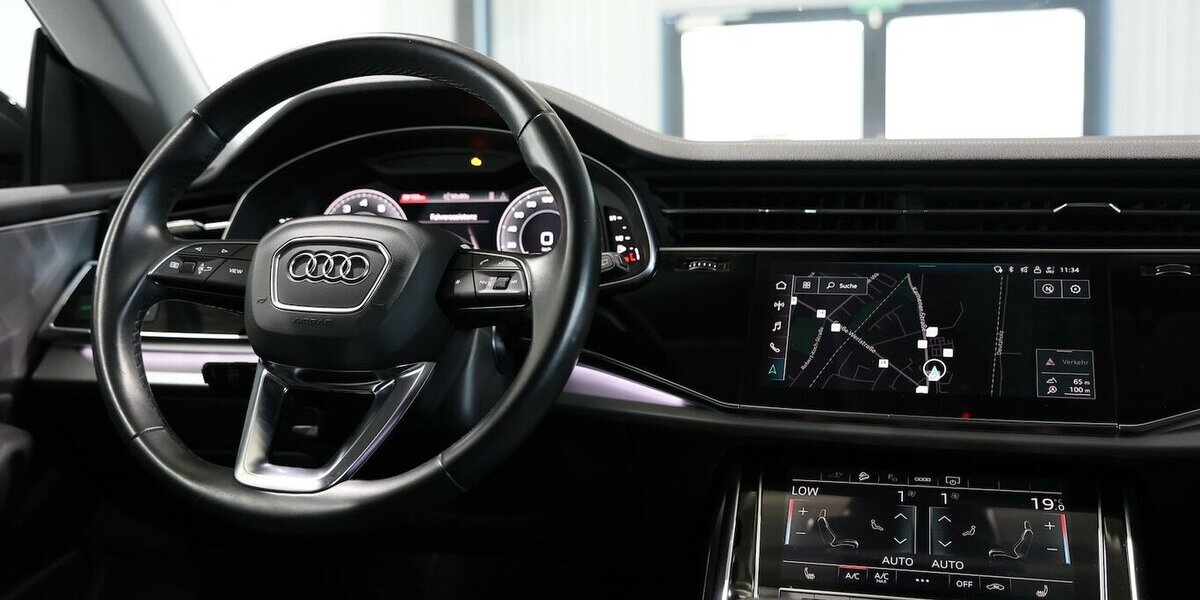 Audi Q8 55 TFSI E Q BUSINESS LUFTFAHRWERK, VOLL-LEDER 86.000 km 47.600 &euro; Hamm 59077